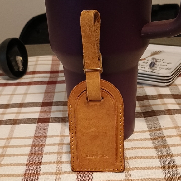 Authentic Louis Vuitton Brown Leather Luggage Tag - Picture 1 of 6